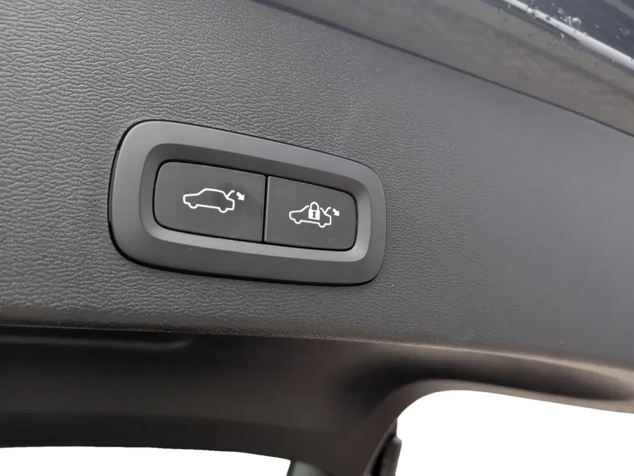 Volvo XC40 1.5 T4 Recharge Inscription Hybride| Perfecte staat! | Climate | Navigatie | Carplay  enzo. Snel rijden en inclusief standaard 12 maanden garantie!