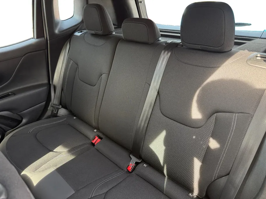 Jeep Renegade 1.5T e-Hybrid Longitude *Automaat*Navi+Camera*Climate Control*Carplay*LM.Velgen*Nette auto!