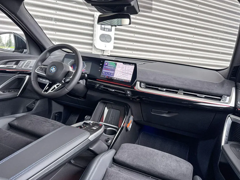 BMW iX2 eDrive20 67 kWh M Sport Edition