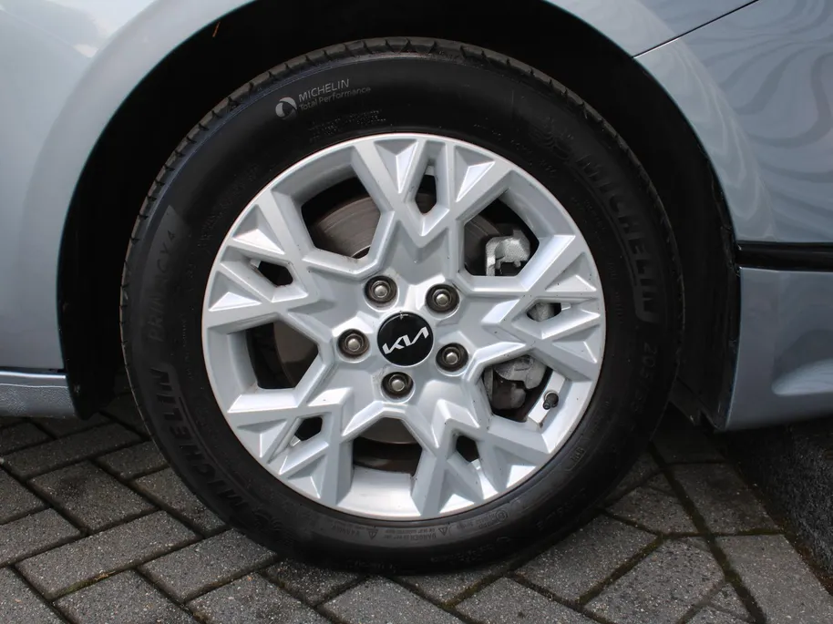 Kia Ceed Sportswagon 1.0 T-GDi DynamicPlusLine | Stoel- & stuurverwarming | Camera | LED | Navi | Elek. achterklep |