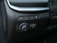 Jeep Compass 4xe 240 PK Hybrid S | Leder | Pano | Safety | Winter | 19'