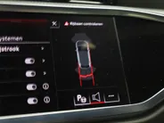 Audi Q3 Sportback 45 TFSIe 180kW/245PK S Line · Panoramadak · Trekhaak · Sonos soundsystem · Garantie t/m 04-04-2029 of 100000km.