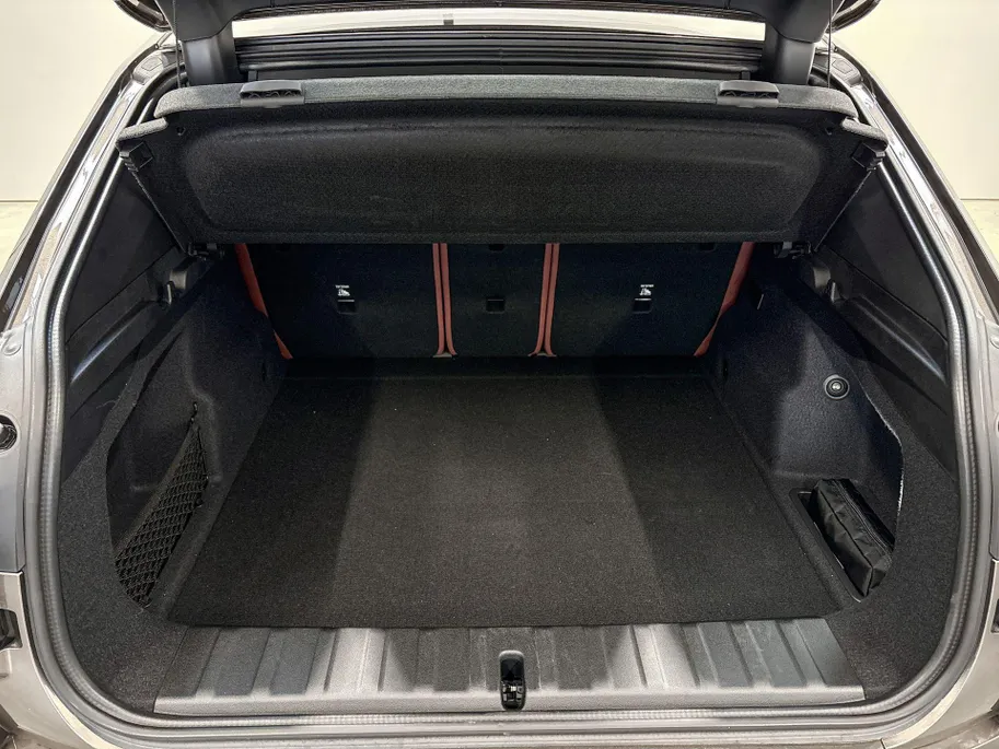 BMW iX2 eDrive20 M Sport Edition Innovation Pack