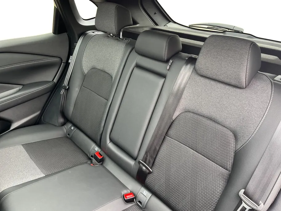 Nissan QASHQAI 1.3 MHEV Xtronic N-Connecta | Cold Pack | Easy Pack | 360 camera | Apple Carplay en Android Auto | Adaptive Cruise Control