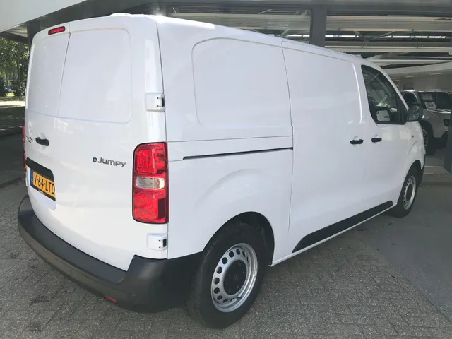 Citroën ë-Jumpy L2 136 75 kWh | Surround NAV | 3 zitpl