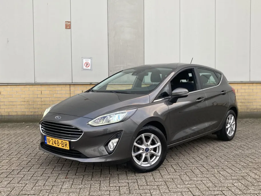 Ford Fiesta 1.0 EcoBoost 100 pk Titanium 5-deurs Navigatie - Apple Carplay/ Android Auto - Active Park Assist