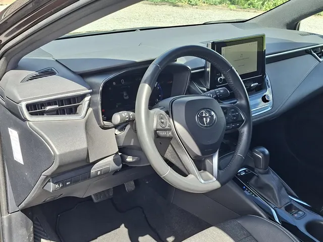 Toyota Corolla Touring Sports 1.8 Hybrid Dynamic AUTOMAAT | rijklaarprijs!!