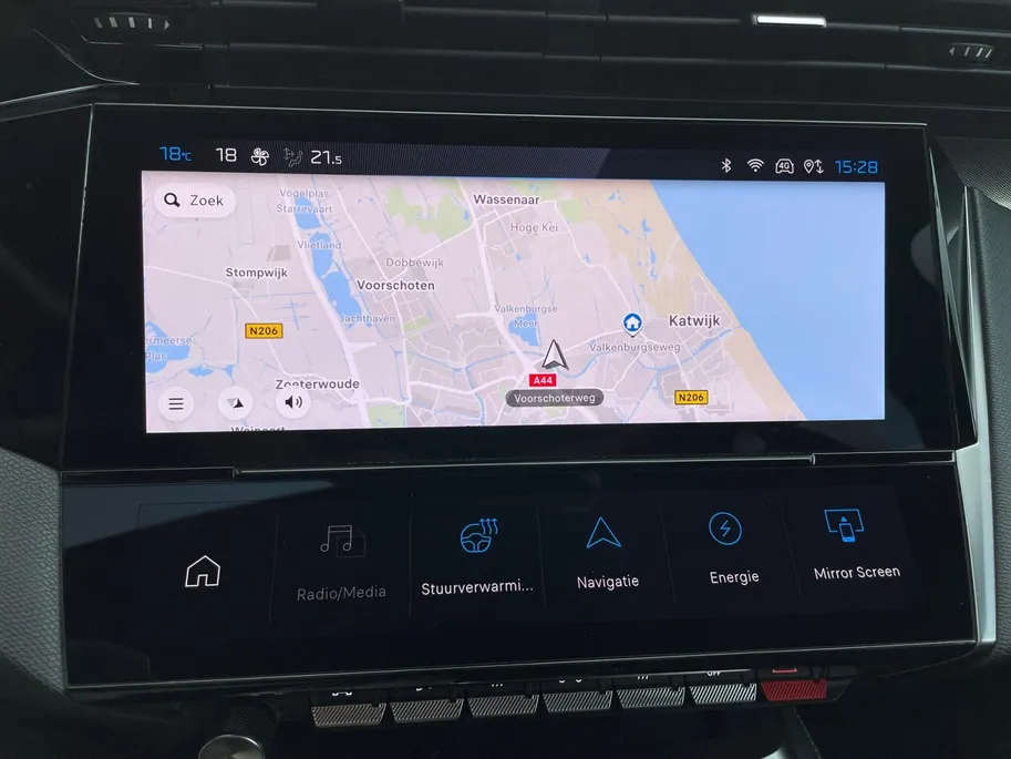 Peugeot 408 1.6 HYbrid GT 225 EAT8 First Edition *Navi*360Camera*Schuif/kanteldak*Trekhaak*Focal Audio*Adapt. Cruise Control* Memory stoel*Elekt. achterklep*Zeer nette auto!