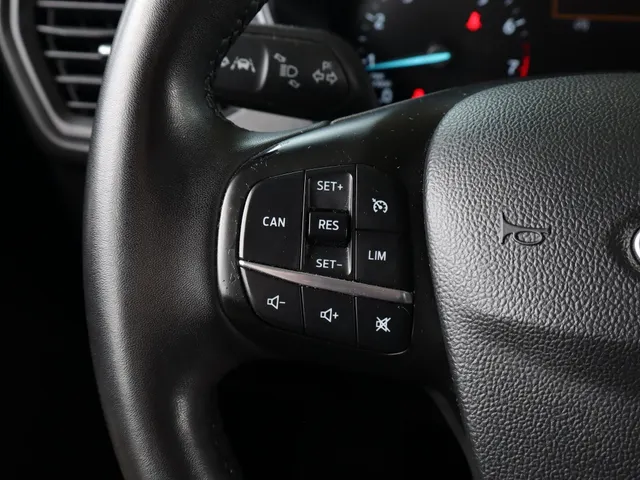 Ford Focus Wagon 1.0 EcoBoost Hybrid Connected | Nieuw model