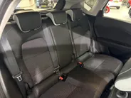 Renault Captur 145PK E-Tech Full Hybrid Techno Automaat | 1e eigenaar | Navi | Climate Control | Apple CarPlay/Android Auto | Camera | Parkeersensoren | Lichtmetalen Velgen | Cruise Control | Full LED |