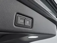 Audi Q5 Sportback e-hybrid quattro S edition Competition 367 PK · Glazen panoramadak · Head-up display · B&O premium 3D