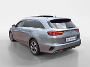 Kia Ceed Sportswagon 1.6I PHEV ExecutiveLine | Automaat | Dealer onderhouden | Panorama dak | Stoelverwarming en Ventilatie | Dodehoek Detectie | Leder | Carplay | Camera | Cruise Control Adaptief |
