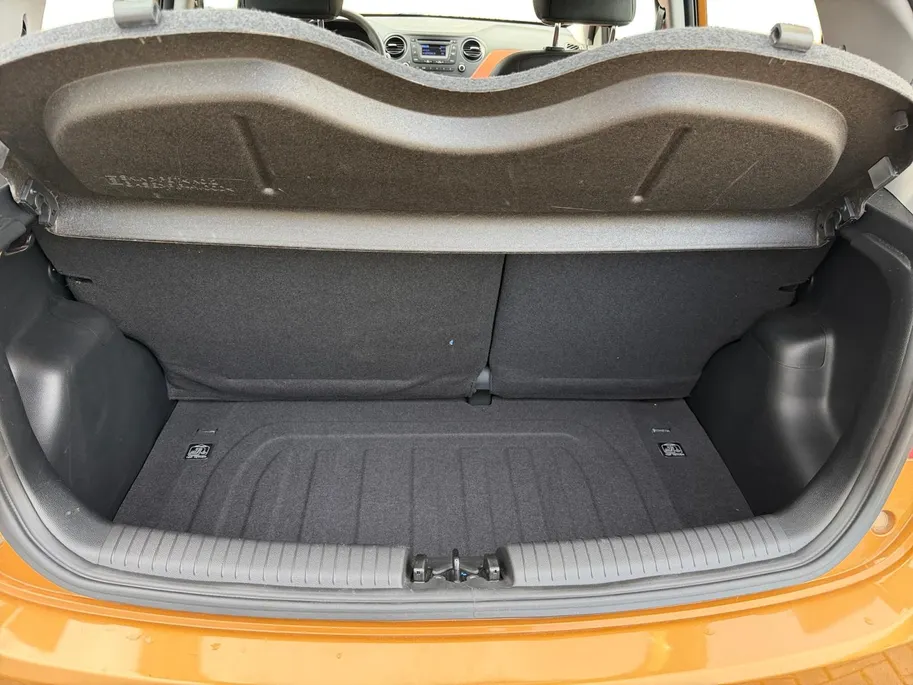 Hyundai i10 1.0i i-Motion Comfort |  Climate control | Cruise control |