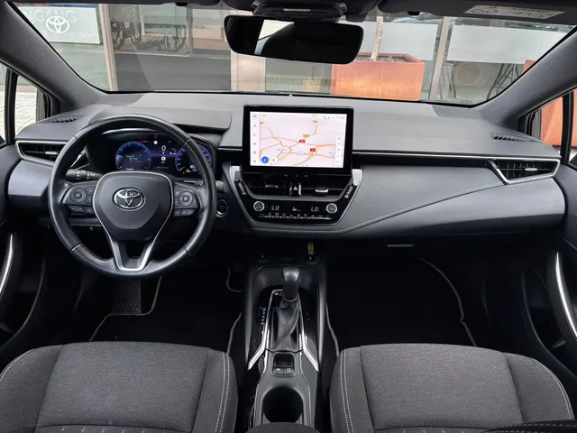 Toyota Corolla Touring Sports Hybrid 140 Dynamic Limited | Stoelverwarming | Parkeersensoren