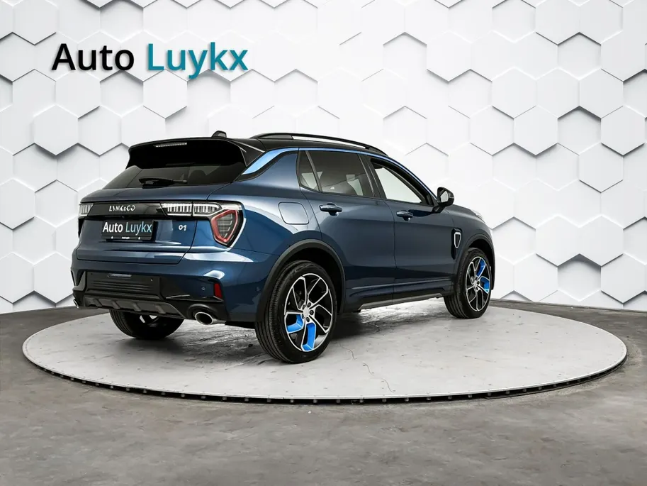 Lynk & Co 01 1.5 PHEV | 262 PK | Panoramadak | Navigatie
