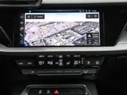 Audi A3 Sportback 35 TFSI 150pk S-tronic S edition · Apple/Android Car Play · Navigatie · Elek. Achterklep · P-Sensoren · Cruise Control · Zwart Optiek · 19'' Inch ·