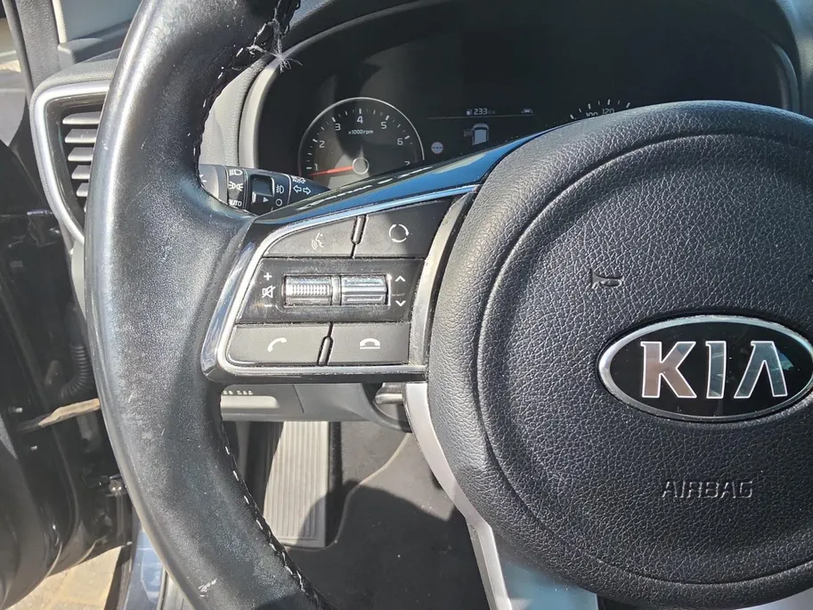 Kia Sportage 1.6 T-GDI Black Edition | Airco | Navi | Camera | Leder | Stoelverwarming | Stuurverwarming |