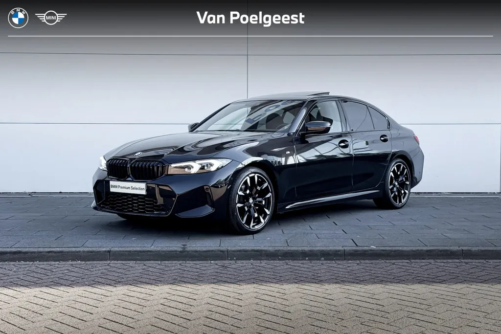 BMW 3 Serie Sedan 318i M-Sport