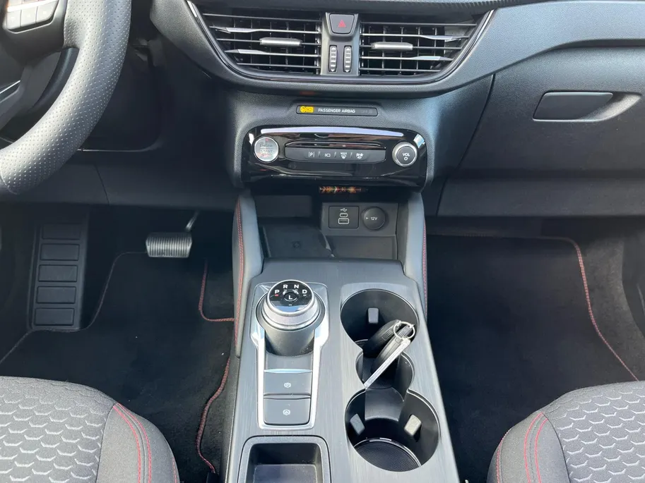 Ford Kuga 2.5 PHEV ST-Line | Schuif/Kantel Dak | Adaptieve Cruise Control | Elek. Trekhaak | 2100 KG Trekgewicht | Winter Pack |