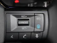 Nissan Juke 1.6 Hybrid Pulse | Bose audio | 360grd camera | Dodehoeksensoren| Lederen bekleding | Apple carplay & Androidauto | Pro-pilot | Stuur-, en Stoel- en voorruitverwarming |