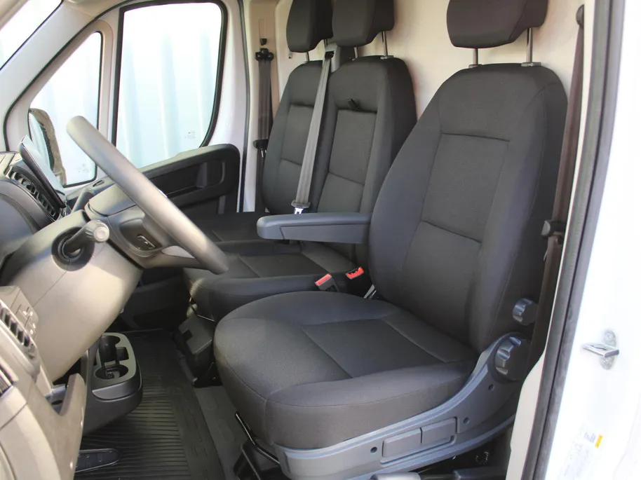 Fiat Ducato 2.2 MultiJet 120 S&S L2H2 3.0t | Camera | Airco | Cruise | Navi | Schuifdeur rechts | PDC |