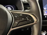 Renault Clio 90PK TCe GPF Techno | 9,3' Navi | Climate Control | Digital Cockpit | Camera | Parkeersensoren | Apple CarPlay/Android Auto | Full LED | Lichtemetalen Velgen | Licht & Regen Sensor |