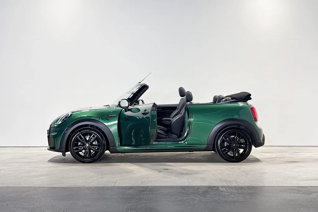 MINI Cooper Cabrio 1.5 Cooper Seaside Edition