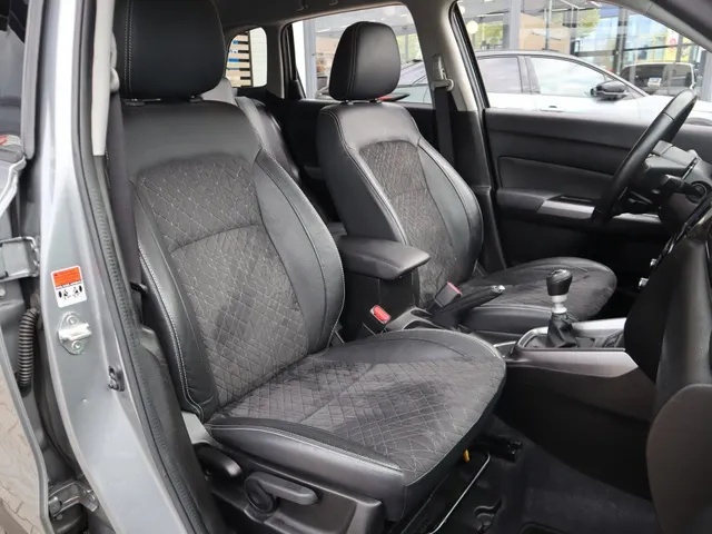 Suzuki Vitara 1.4 BoosterJet Style Hybrid AdaptiveCruise | Leder | Carplay