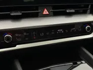 Kia Sportage 1.6 T-GDi Hybrid GT-PlusLine | Apple Carplay/ Android Auto | Navigatiesysteem | Licht + Regensensor | Stoelverwarming + Stoelkoeling | Stuurverwarming | Elektrisch Verstelbare Voorstoelen | Geheugen op Bestuurdersstoel | Elektrisch Schuif / Kanteldak | El