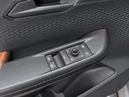CUPRA Born Impulse 62 kWh 204pk · SOH 94,9% · Camera · Keyless · Apple/Android Car Play · Stuurwielverwarming · ACC · Sfeerverlichting · Garantie t/m 19-07-2027 of 80.000km