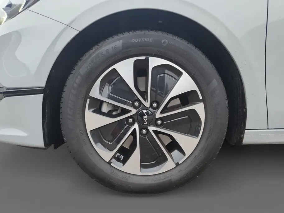 Kia Ceed Sportswagon 1.0T MHEV Design Edition | Stoel en stuurverwarming | Dodehoek detectie |  Navigate | Camera | Parkeersensoren voor en achter | Elektrische achterklep | JBL sound |