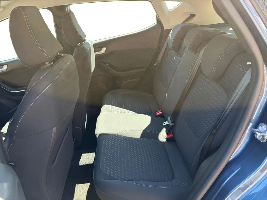 Ford Fiesta 1.0 EcoBoost Titanium | 1e Eigenaar | NL-Auto | Navigatie | Climate Control | Cruise Control | Parkeersensoren | Lichtmetalen velgen | All Weather banden