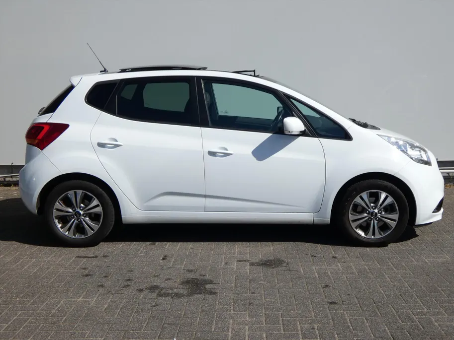 Kia Venga 1.4 CVVT 90pk Summer Edition