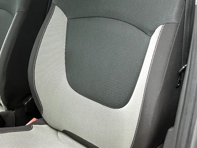 Renault Captur TCe 120PK Expression | Parkeersensoren | KEYLESS | CRUISE CONTROL |