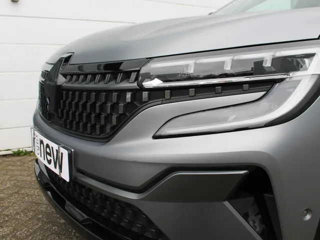Renault Espace E-Tech full hybrid 200 PK esprit Alpine 7 persoons | 4 wielsturing | Stuurverwarming | Google Navigatie | Camera 360 | Achterklep elektrisch |