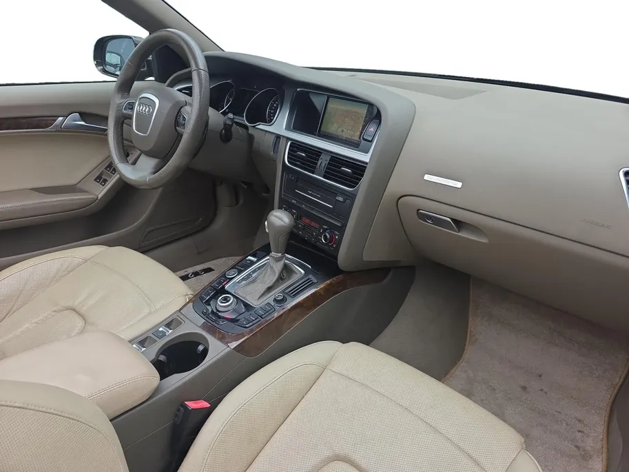 Audi A5 Cabriolet 3.2 FSI quattro Pro Line S | Elektr. lederen stoelen | Navigatie | Parkeersensoren | Stoelventilatie | Elektr. bedienbare ramen | 12 maanden garantie