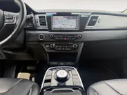 Kia e-Niro ExecutiveLine 64 kWh | Cruise Control | Climate Control | Camera | Navigatie | Stoelverwarming | Stoelventilatie | Stuurverwarming |