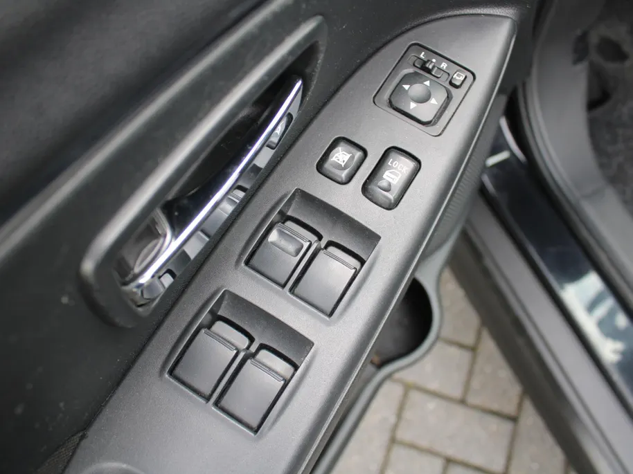 Mitsubishi ASX 1.6 Cleartec Invite+ | 18' LM | Clima | Cruise | Licht-/regensensor |