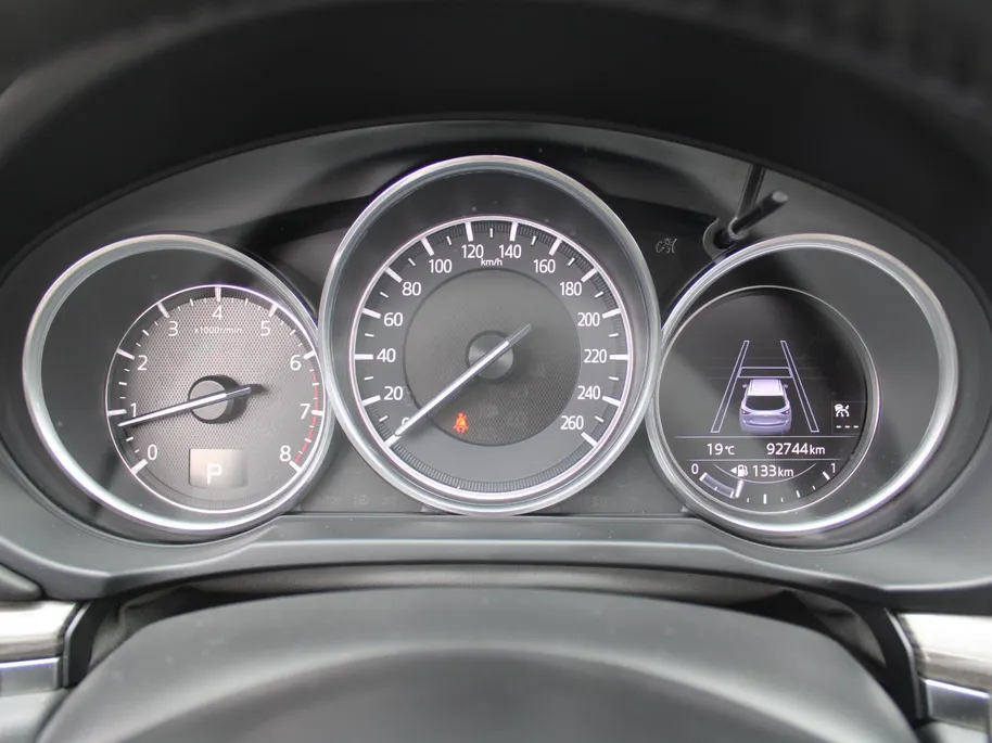 Mazda CX-5 2.5 SkyActiv-G 194 GT-M 4WD | Trekhaak | Stuur-/stoelverwarming | Leer | 19' LM | Navi | Schuifdak | Camera | HUD | LED | All season | 194 PK!! |