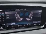 Audi Q6 e-tron S edition performance 100 kWh 306pk · SOH 98,1% · Panoramadak · Warmtepomp · 360 Camera · Wegklapbare Trekhaak · Bang & Olufsen · Kuipstoel · 21'' Inch · Garantie t/m 21-01-2031 of 100.000km