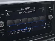Volkswagen T-Roc 1.5TSI/150PK R-Line Black Style · Panoramadak · Apple/Android · Camera + Parkeersensoren · Garantie t/m 26-08-2027
