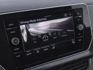 Volkswagen T-Cross 1.0TSI/116PK R-Line · Apple/Android Car Play · Camera + Parkeersensoren · Dodehoeksensor · Garantie t/m 24-02-2028