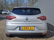 Renault Clio 1.0 TCe 90 Equilibre | Navigatie | Cruise | Airco | DAB | Sensoren | Rijstrooksensor met correctie | Apple Carplay/Android Auto