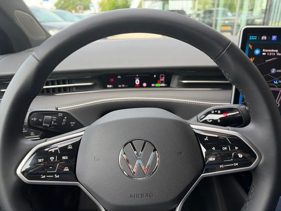 Volkswagen ID.7 Tourer Pro Limited Edition 77 kWh · 20' Black Style velgen + all-season banden · 360 camera · verwarmde voorstoelen · Trekhaak inklapbaar, met elektrische ontgrendeling ·