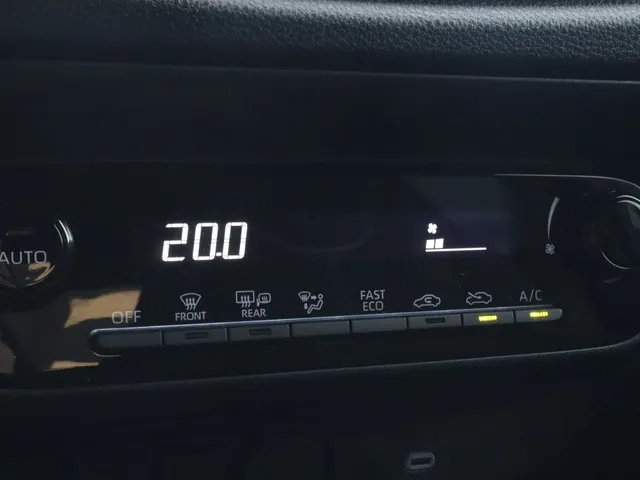 Toyota Aygo X Hybrid 115 pulse | Apple/Android Auto | 17 Inch Lichtmetaal |