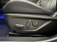Ford Focus Wagon 1.5 EcoBoost Vignale | 182 PK | Trekhaak afneembaar | Winter Pack | Family Pack | Comfort Pack | Parking Pack |