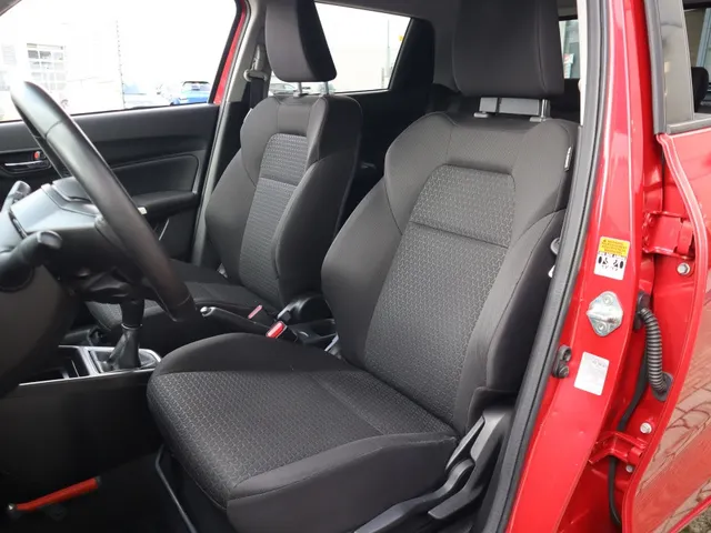 Suzuki Swift 1.2 Select Carplay | Camera