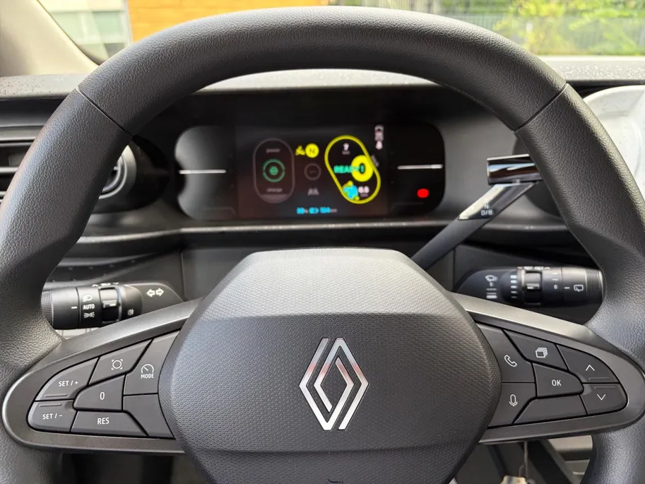 Renault Twingo urban range evolution 27.5 kWh l Nu in de showroom! MET 600,- VOORRAAD KORTING OP = OP | Gratis 5 jaar garantie tot 100.000km | financier vanaf 2,9% rente |