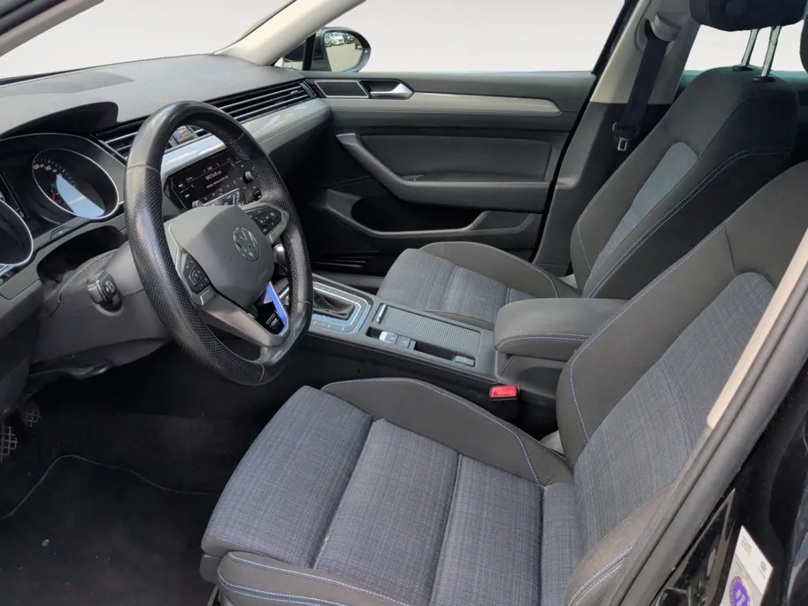 Volkswagen Passat Variant 1.4 TSI PHEV GTE Business | Top staat! | Trekhaak | Clima | NU Rijklaarprijs! Incl.12 Maanden, APK, Onderhoudsbeurt etc! Premiumpakket gratis!