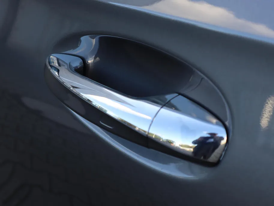 Mercedes-Benz A-Klasse 250 e Business Solution Luxury Limited l Panoramadak l Stoelverwarming l Ambiente lichtpakket